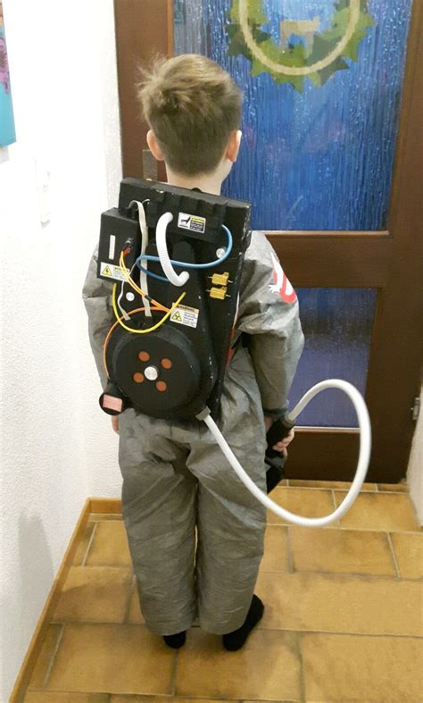 Ghostbusters Proton Pack – Eigenbau für Fasching